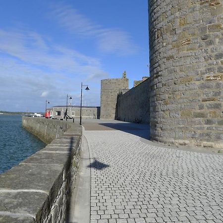 Totters Townhouse Villa Caernarfon Exteriör bild
